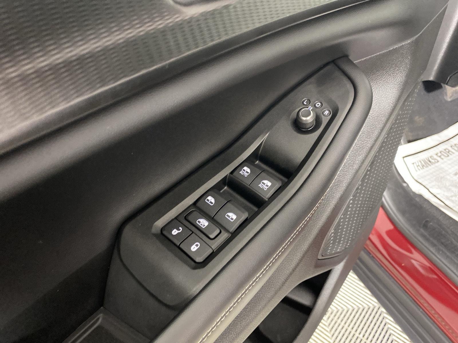 Used 2025 Velvet Red Pearlcoat Jeep Altitude image 15