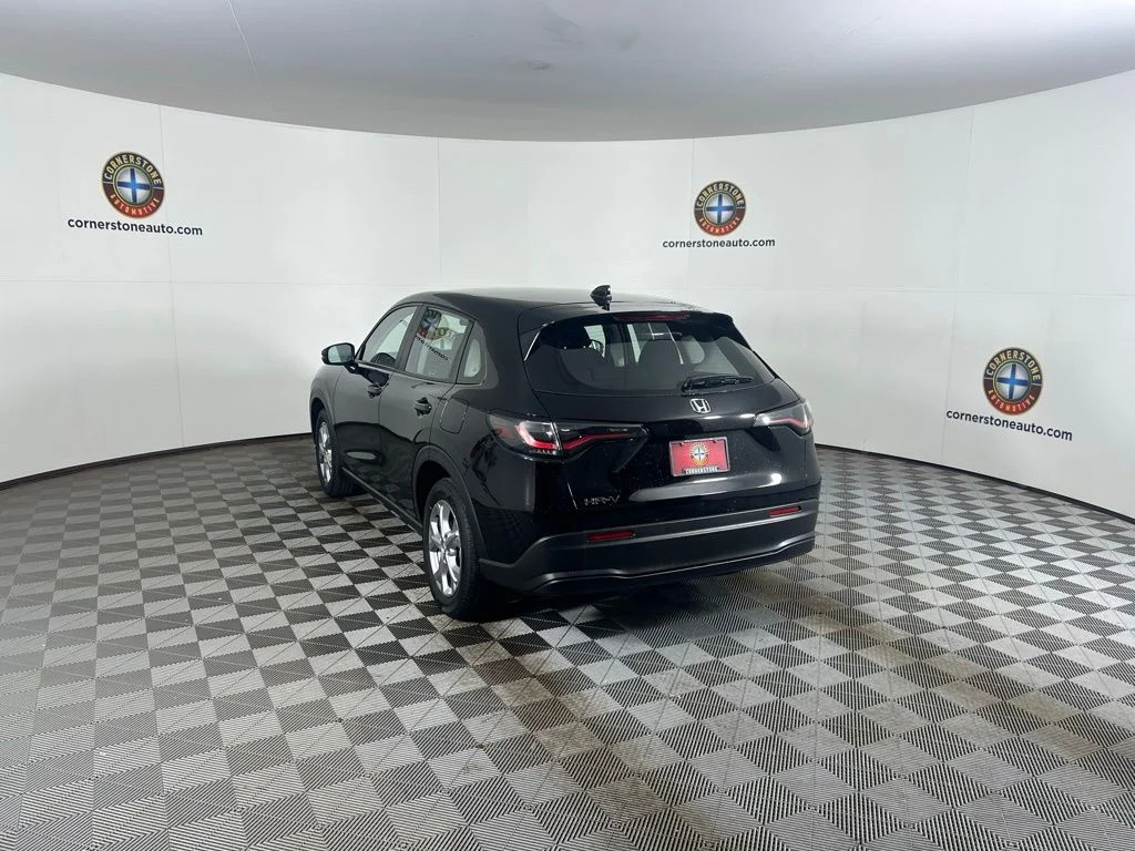 Used 2025  Honda LX image 20