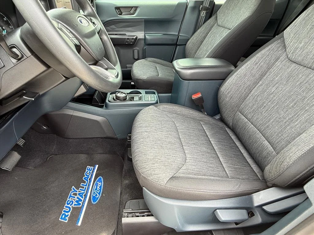 Used 2023 White Ford XLT image 13