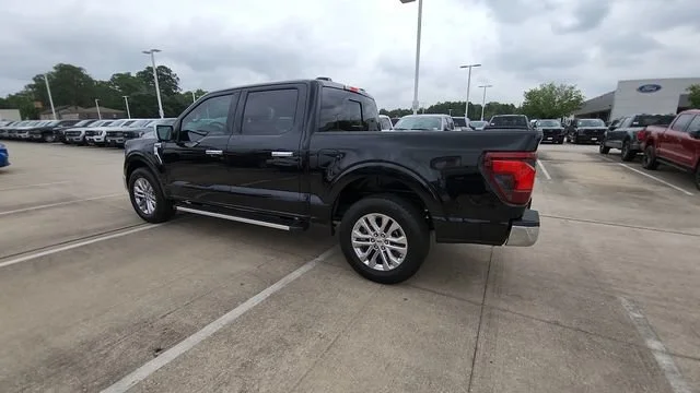 New 2026 Agate Black Metallic Ford XLT image 9