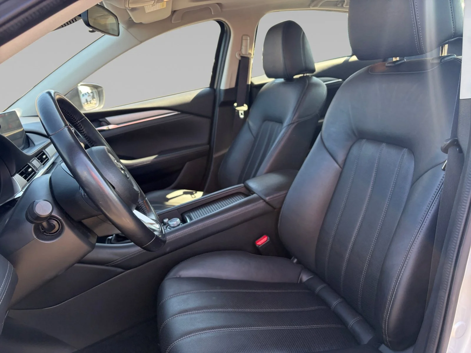 Used 2018 Silver Mazda Touring image 10