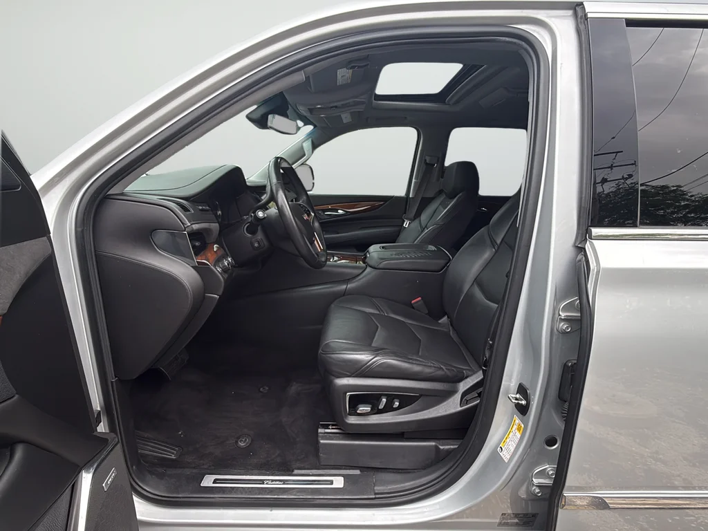 Used 2017 Silver Cadillac Premium image 10