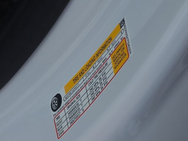 New 2026 Summit White Chevrolet LT (2FL) image 31