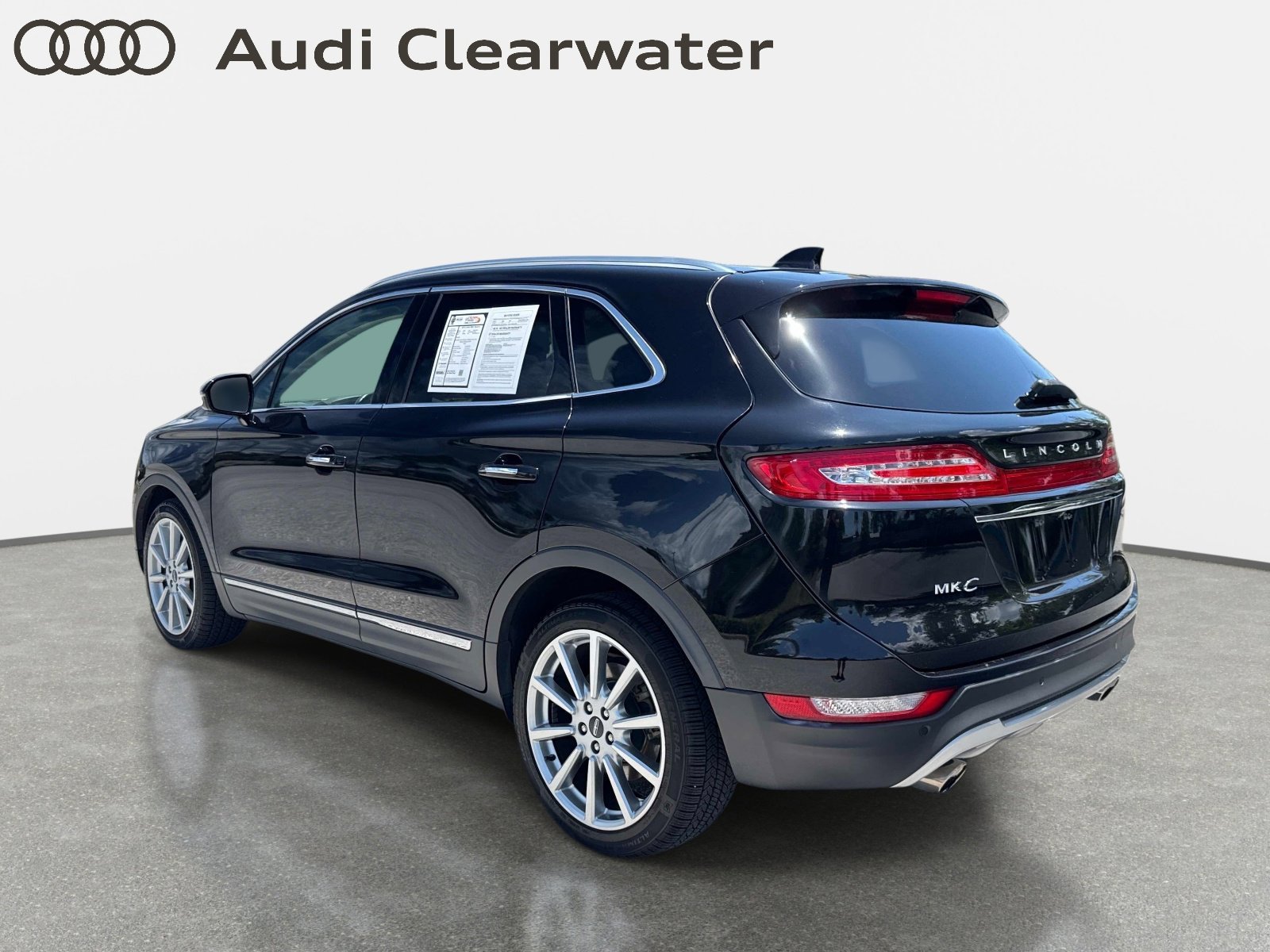 View vehicle photo 3