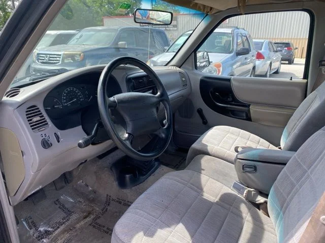 Used 1997 Black Ford  image 7