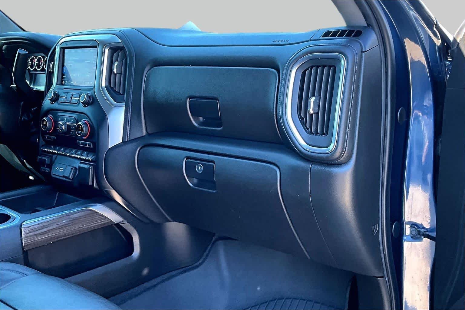 Used 2020 Northsky Blue Metallic Chevrolet LT Trail Boss image 17