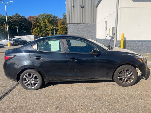 Used 2019 Black Toyota LE image 2