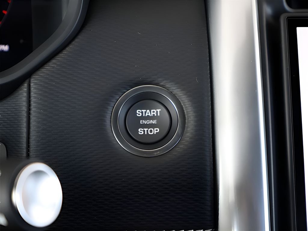 2025 Land Rover Discovery Dynamic SE - Photo 30