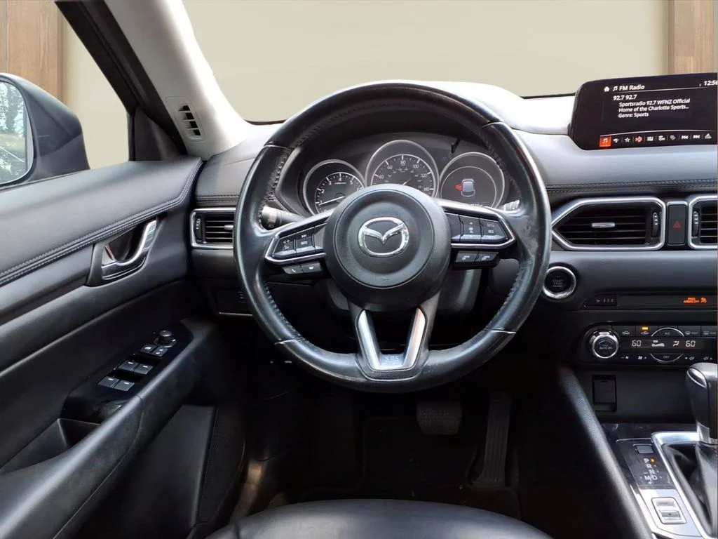 Used 2018 Silver Mazda Touring image 23