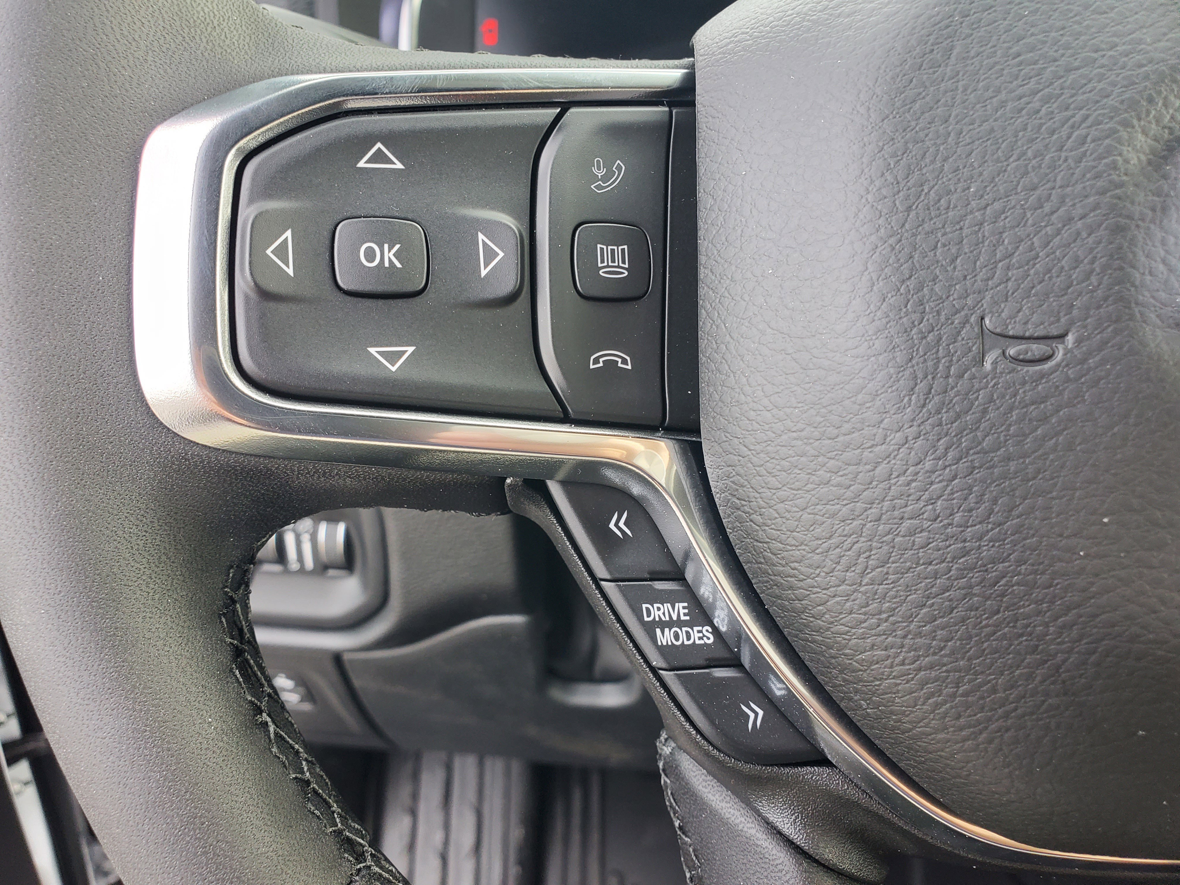 2026 RAM 1500 Laramie - Photo 26