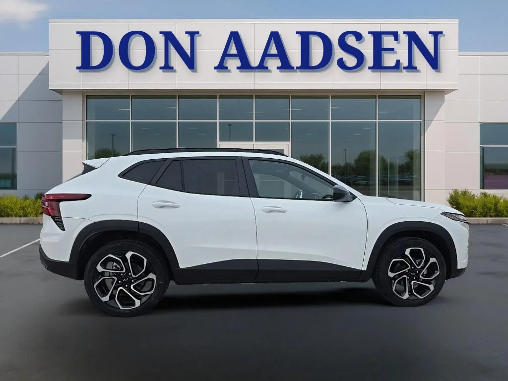 2026 Chevrolet Trax RS - Photo 8