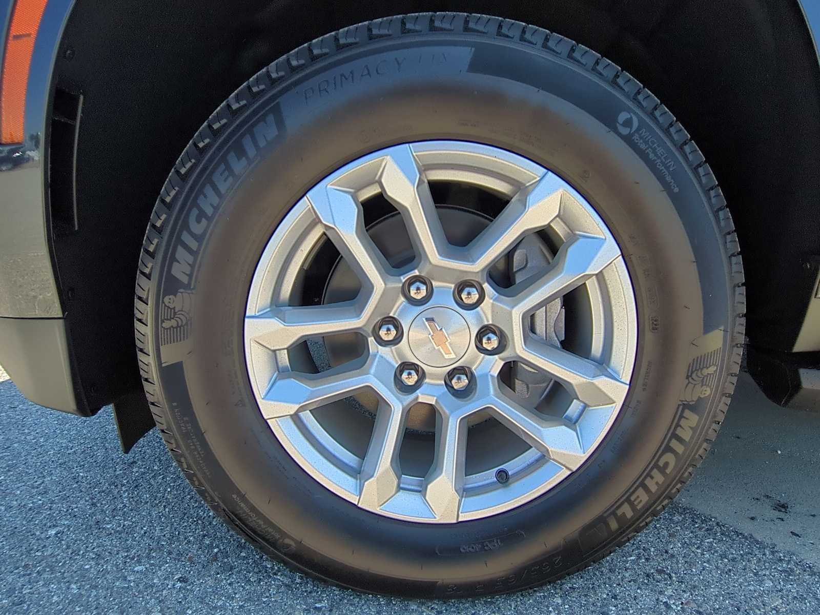 New 2026 Dark Ash Metallic Chevrolet LT image 29