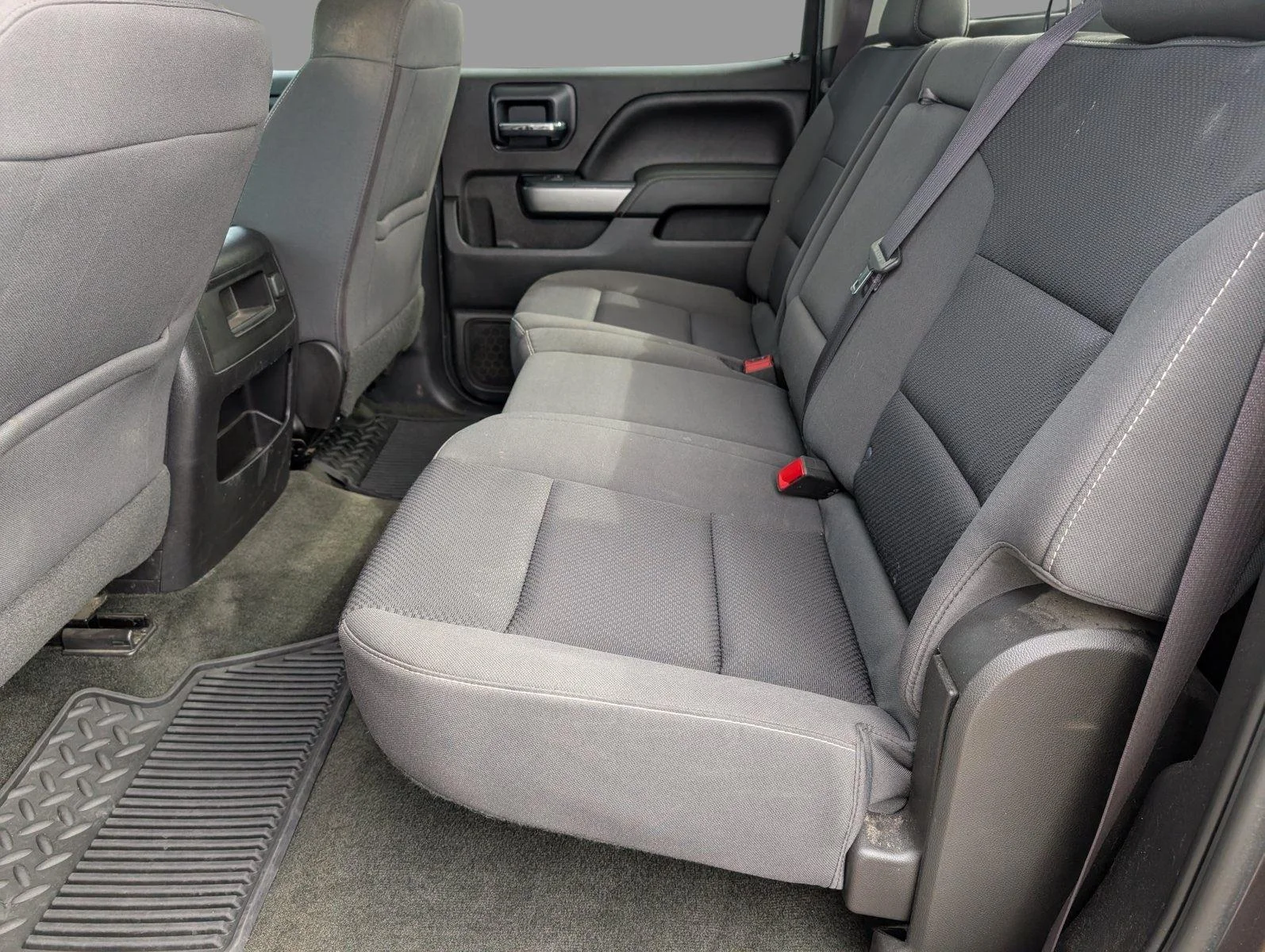 Used 2016 TUNGSTEN METALLIC Chevrolet LT image 32