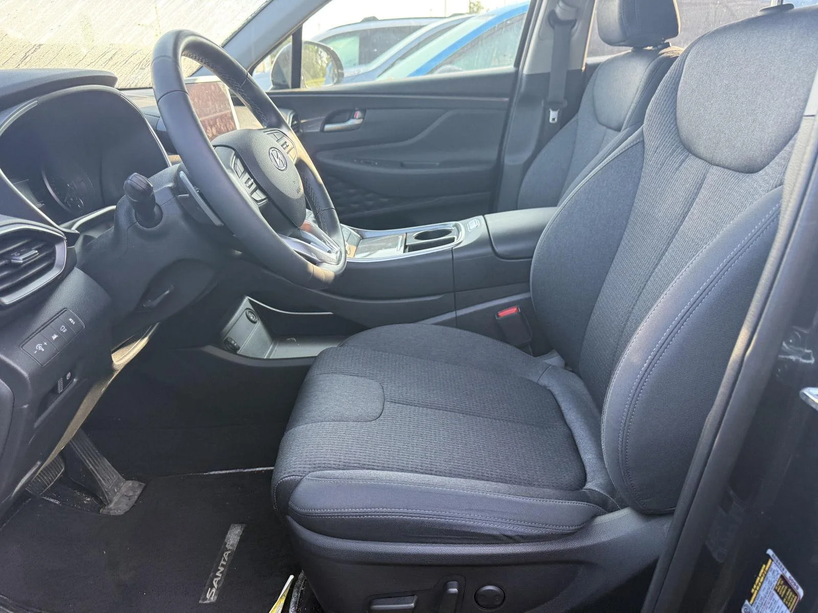 Used 2023  Hyundai SEL image 8