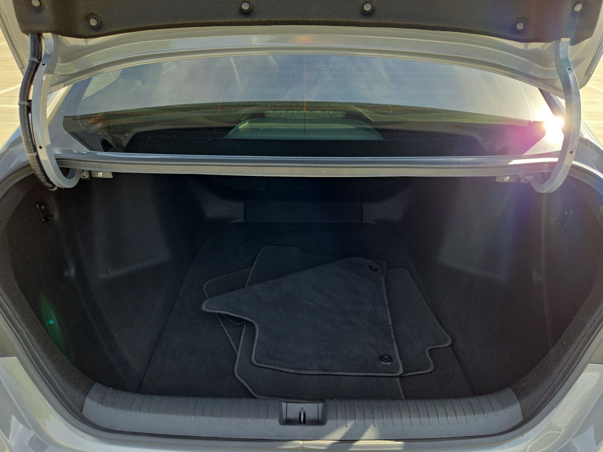 Certified Used 2024 Gray Honda Touring image 29