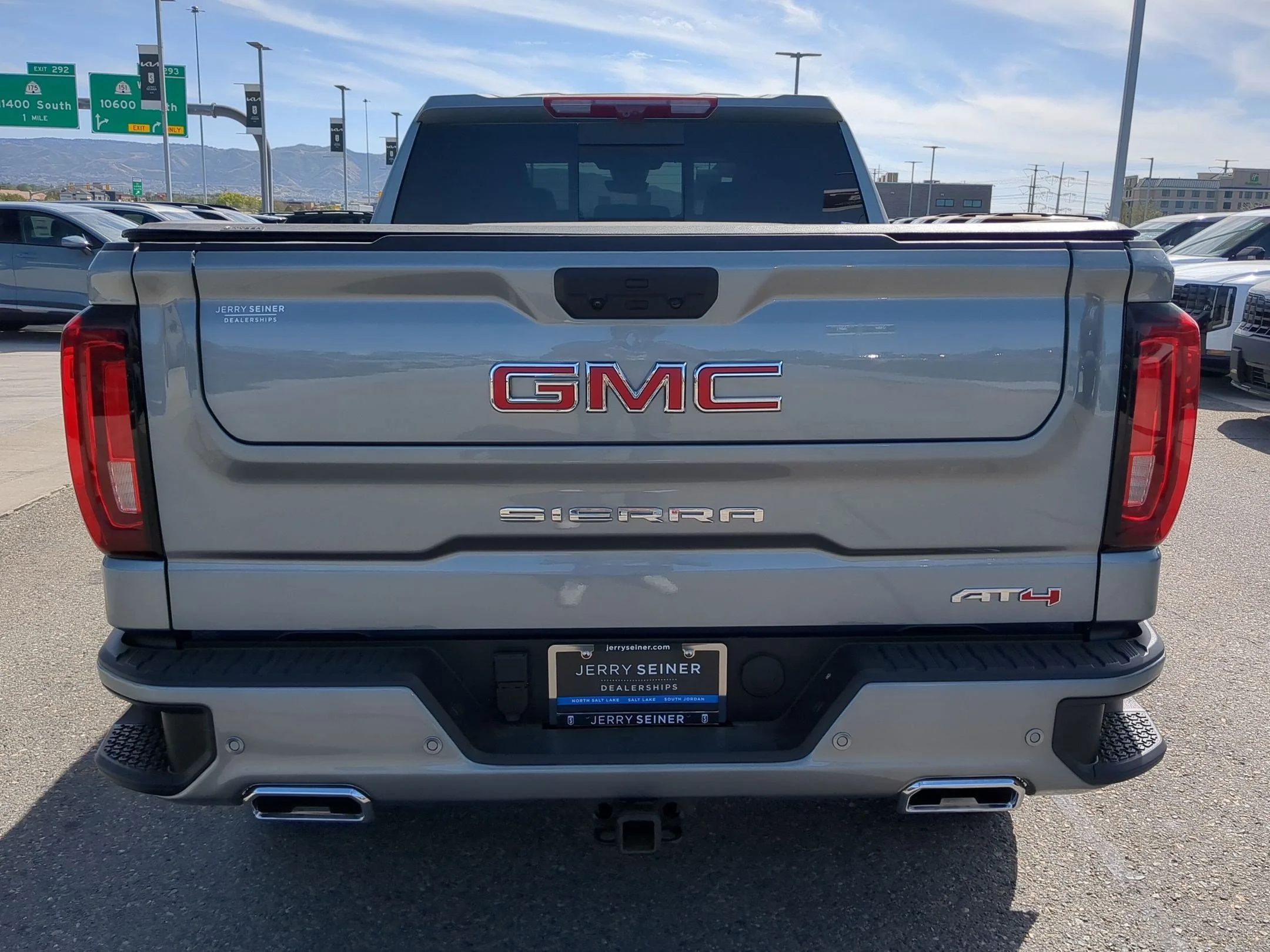 Used 2024 Sterling Metallic GMC AT4 image 5
