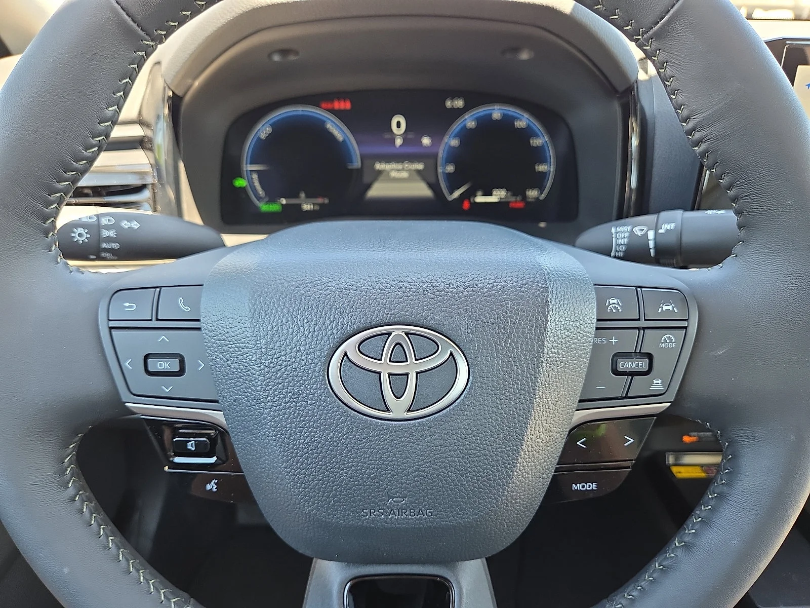 2026 Toyota Camry XLE - Photo 14