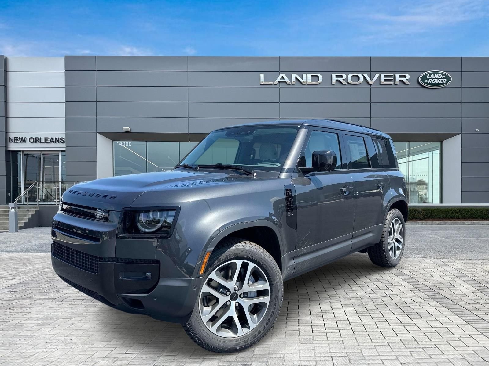 2026 Land Rover Defender 110 S