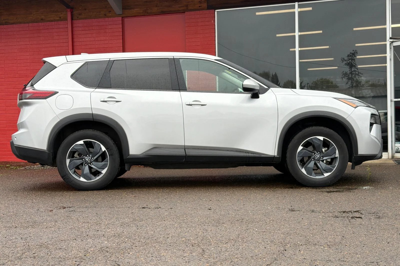 Used 2025 Brilliant Silver Metallic Nissan SV image 3