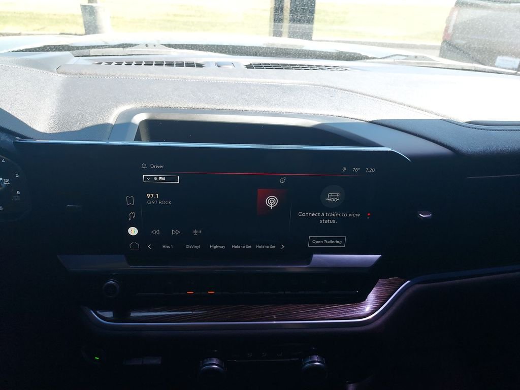 Used 2022 Black GMC Elevation image 22