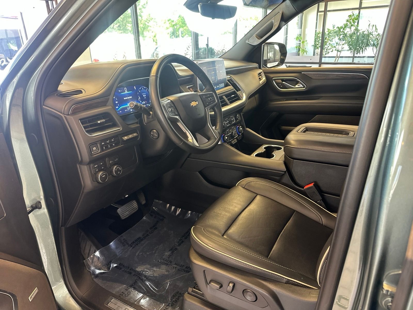 Used 2024  Chevrolet Premier image 10