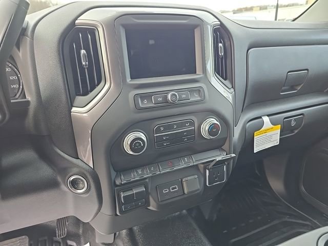 2025 GMC Sierra 3500HD Pro - Photo 11