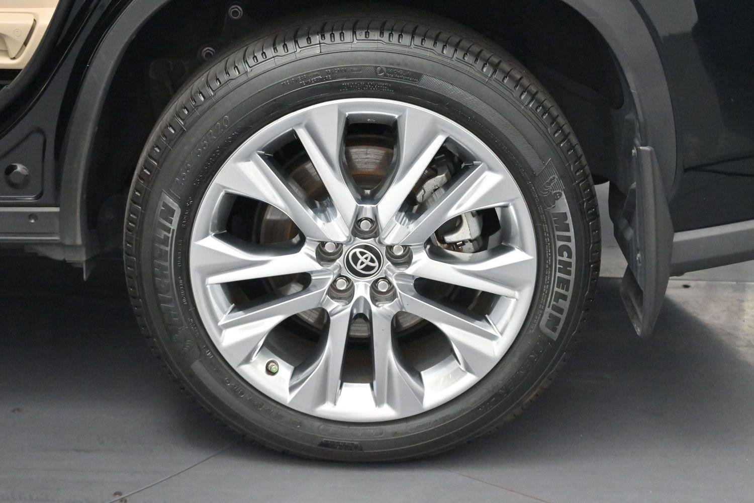 Used 2023 Midnight Black Metallic Toyota Limited image 43