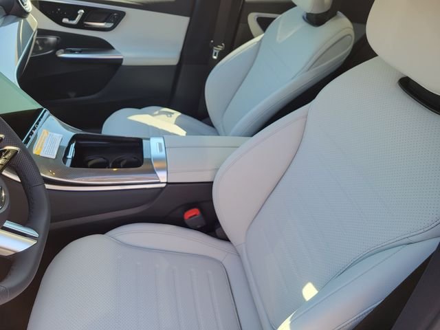 New 2026 Black Mercedes-Benz GLC 300 image 8