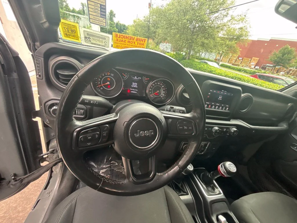 Used 2022 Gray Jeep Unlimited Willys image 13