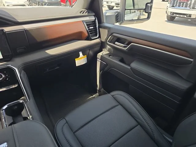 2025 GMC Sierra 2500HD Denali - Photo 15