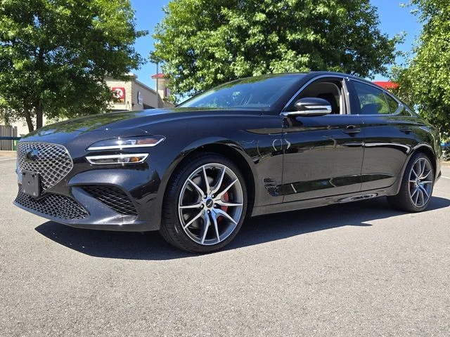 2025 Genesis G70 2.5T Standard's photo