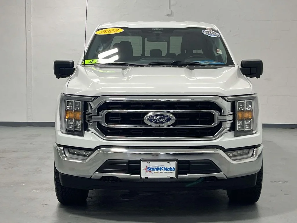 Used 2022 Oxford White Ford XLT Super Crew  4x4 5.0L 1 Owner 302A image 3