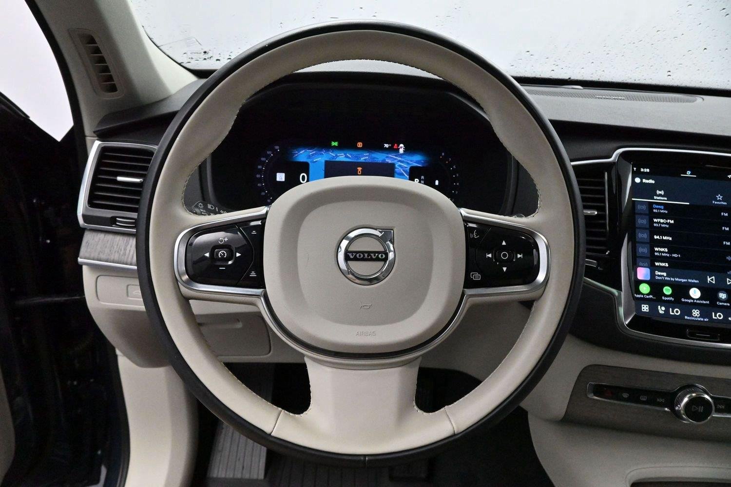 Used 2023 Denim Blue Metallic Volvo Plus image 16