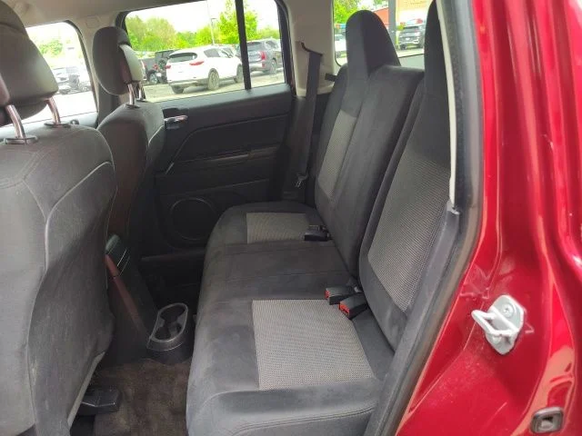 Used 2014 Red Jeep Latitude image 19