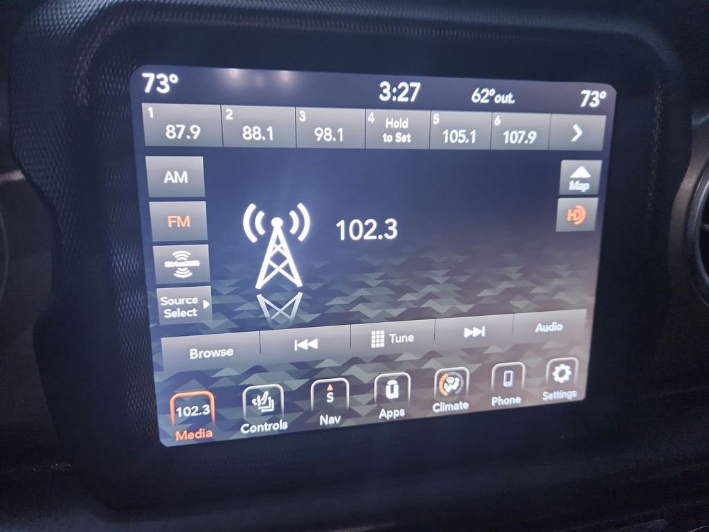 Used 2020 Gray Jeep Rubicon image 16
