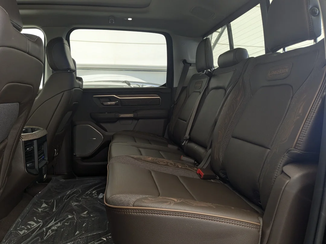 New 2026 Black RAM Limited Longhorn - - 4x4 - 5.7L HEMI V8 eTorque - Premium Leather - Pano Sunroof & More! image 30