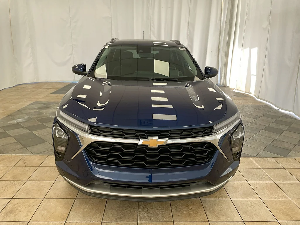 Used 2024 Blue Glow Metallic Chevrolet LT image 28