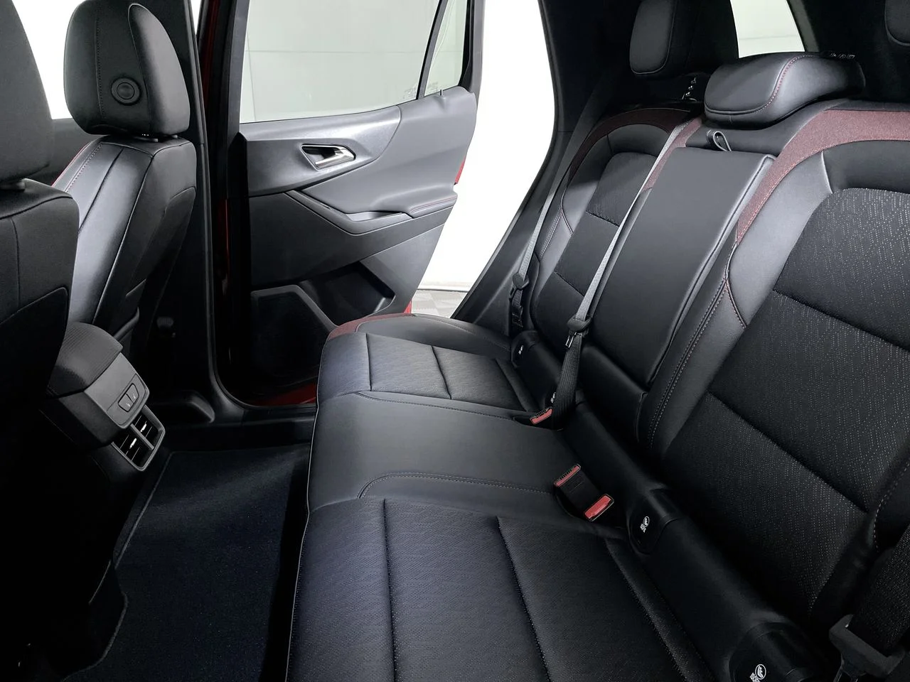 2025 Chevrolet Equinox RS - Photo 115
