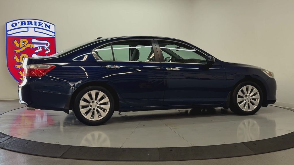Used 2014 Obsidian Blue Pearl Honda EX-L image 4