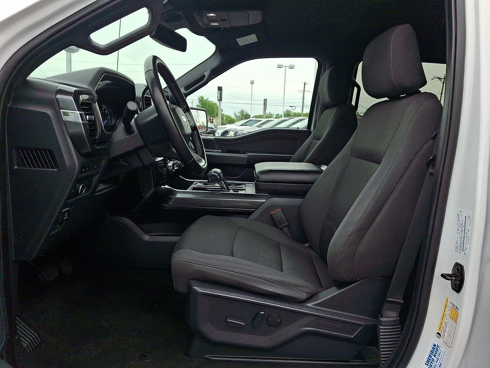Certified Used 2022 Oxford White Ford XLT image 10