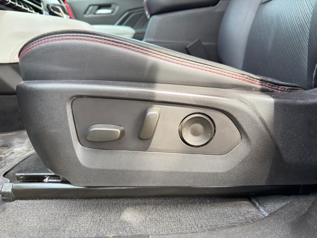 2024 GMC Canyon AT4X - Photo 24