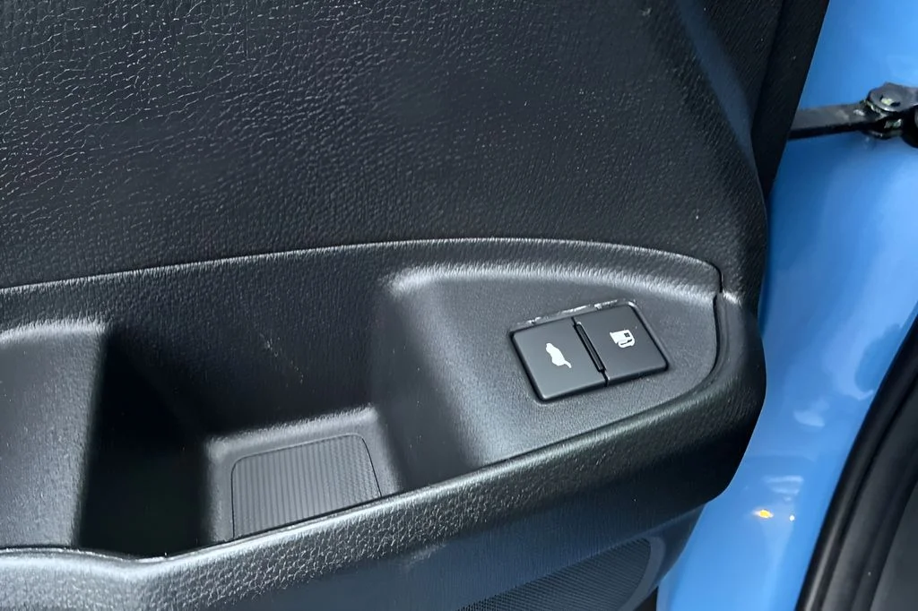 Used 2024 Blue Honda TrailSport image 41
