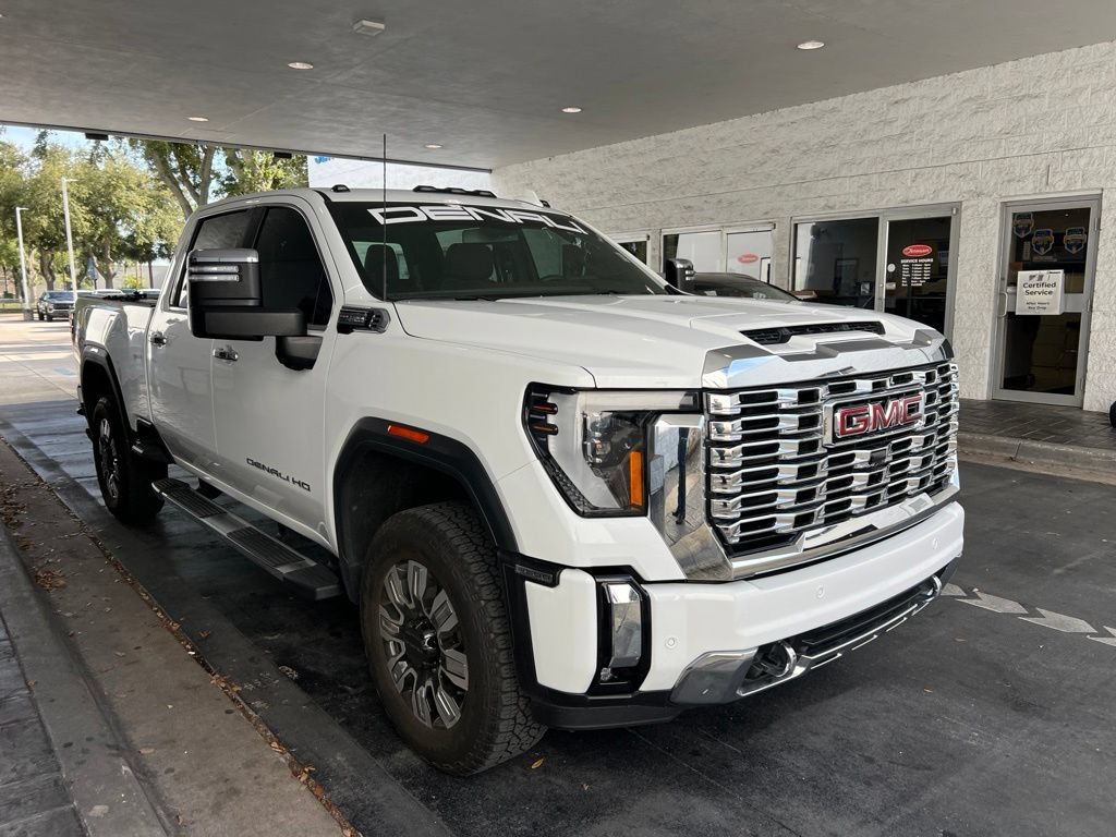 Used 2024 Summit White GMC Denali image 3