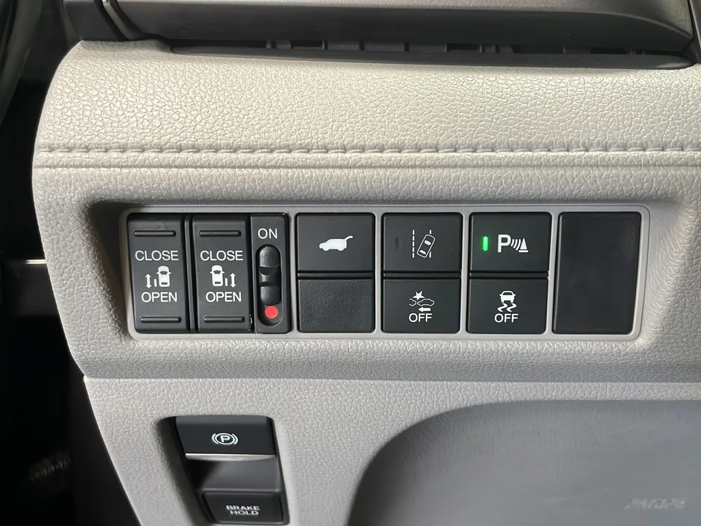 Used 2019 Gray Honda Touring image 29