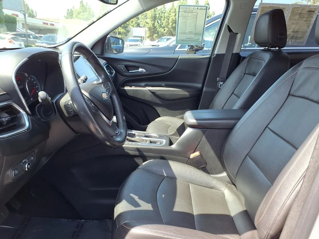 Used 2020 Silver Chevrolet Premier image 9