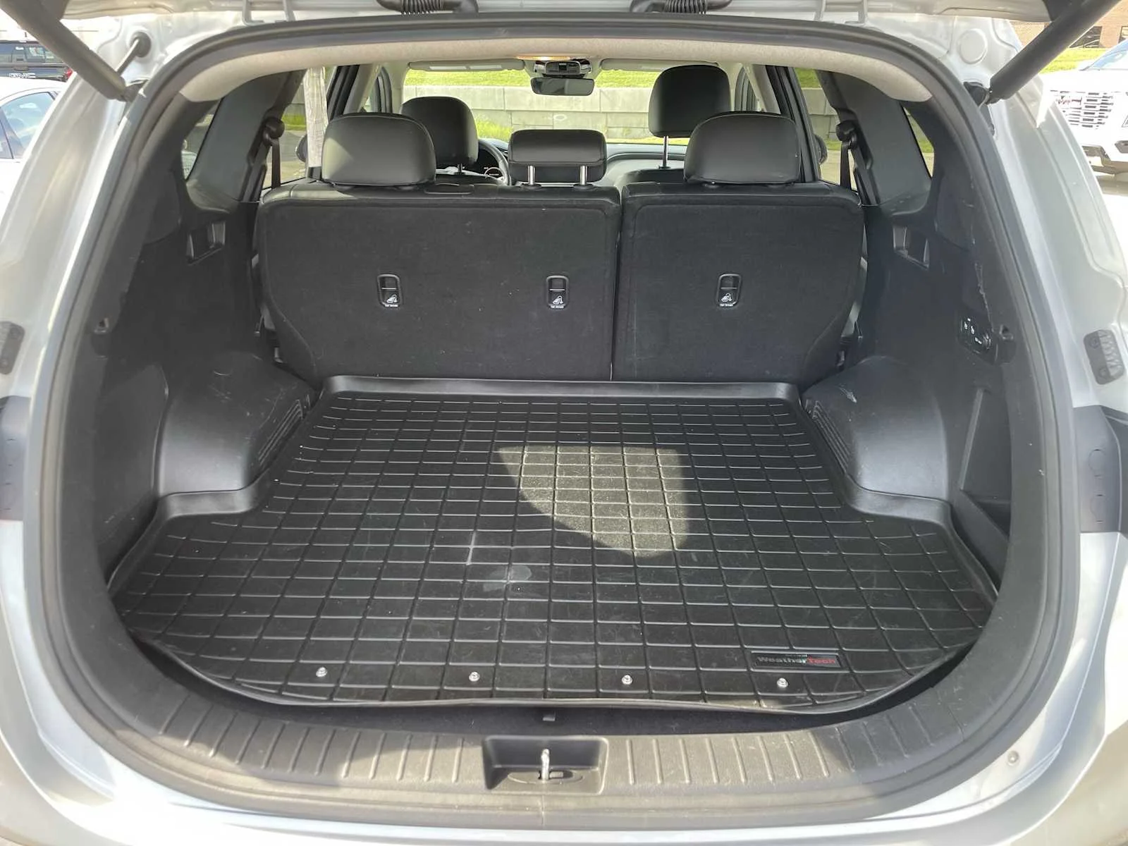 Used 2022  Hyundai Limited image 27
