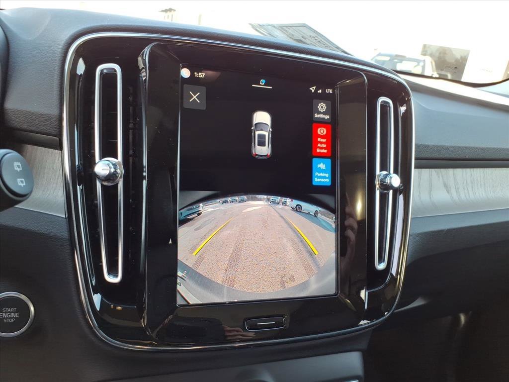 Certified Used 2026 Onyx Black Volvo Core image 20