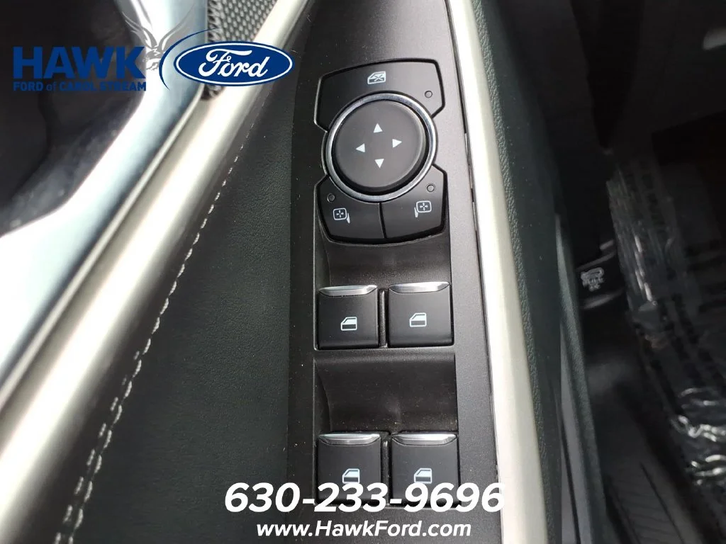 Used 2024 Gray Ford XLT image 19