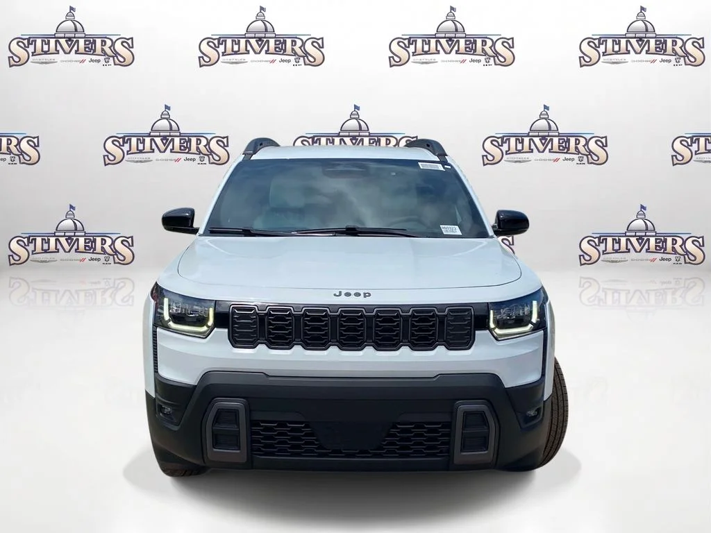New 2026 Bright White Clear-Coat Exterior Paint Jeep Limited image 2