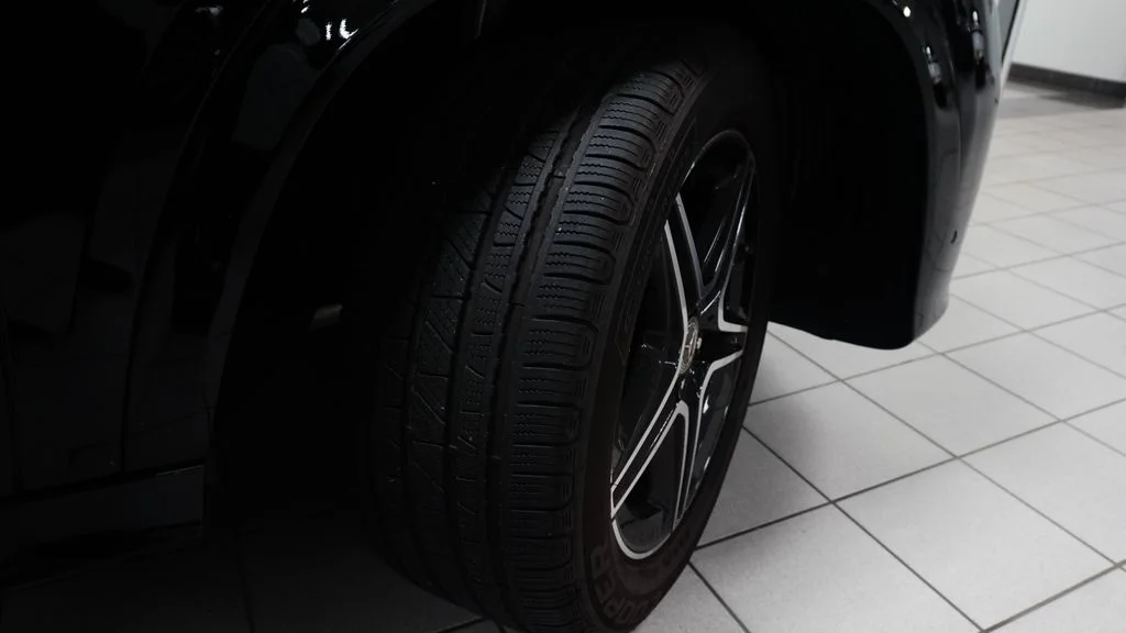 Certified Used 2026 Black Mercedes-Benz GLE 350 image 39